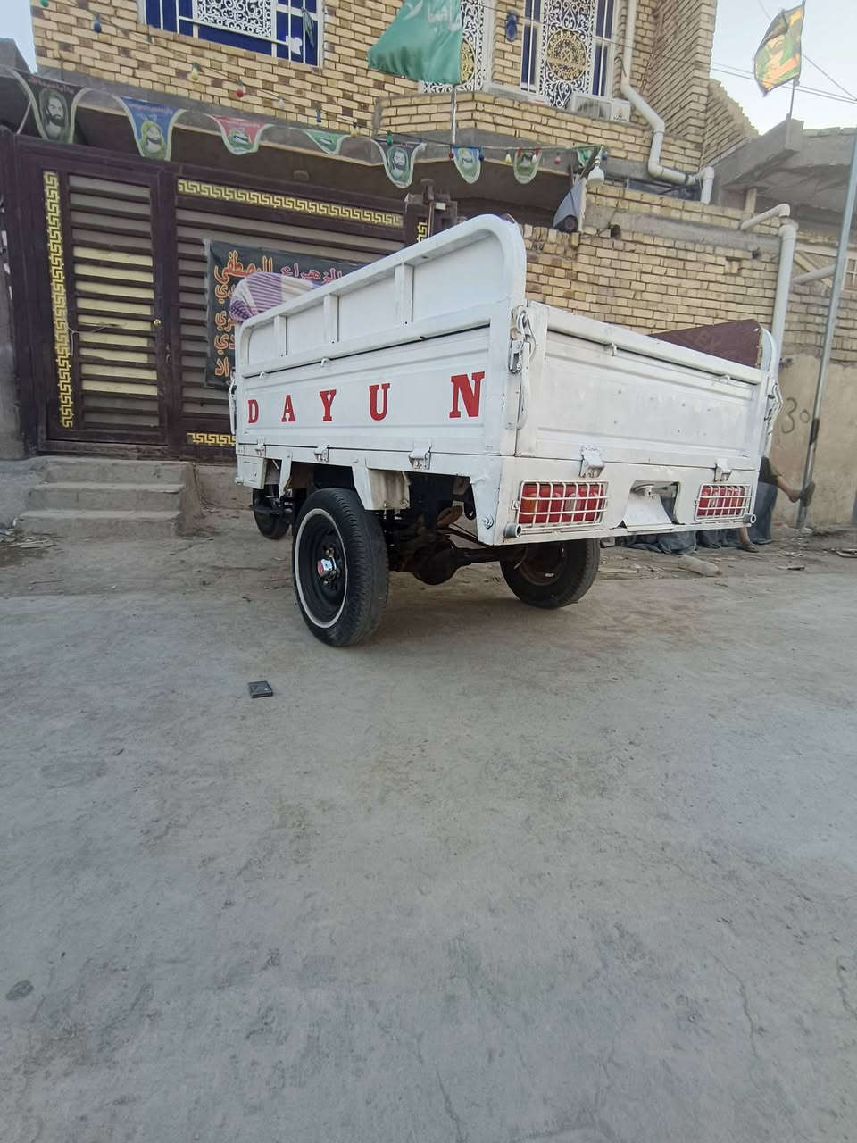 ستوته للبيع موديل 2021 نضيفه مابيه نقص كمله سعره مليونين 100 وبيه مجال قليل حك جيه  مكان الشطره هذه رقمي ***********
