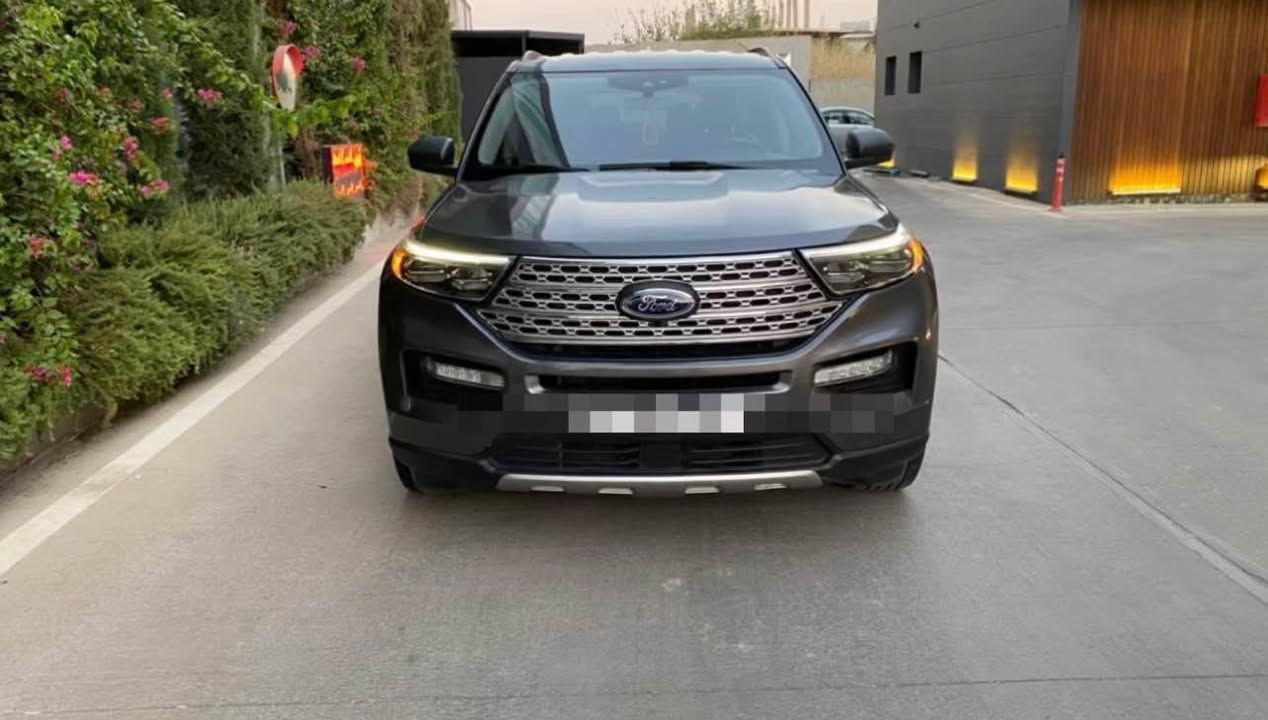 فورد إكسبلورر موديل 2023 XLT، فل كامل ما عدا السلايد، دبل أكسل، 3 صفوف كوشن، فقط سنك بويخة.

السعر: 215 مجال

*********** السليمانية, العراق
