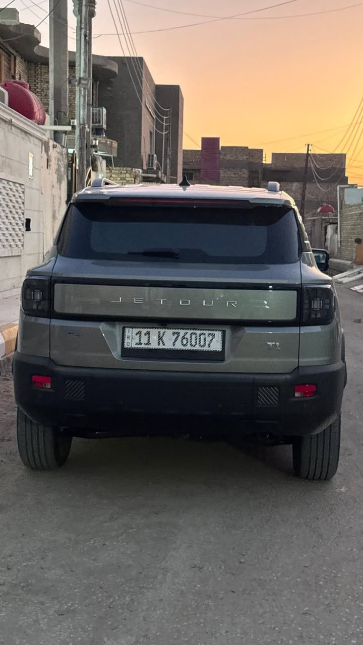 🚙 جيتور T1 Comfort موديل 2026

ماشيه: 7100 km قابل للزيادة

اللون : رصاصي مات 

⚙️ المواصفات:

✅ محرك 2.0 لتر تيربو (4 سلندر)

✅ قوة 254 حصان

✅ ناقل حركة أوتوماتيك 8 سرعات (8AT)

✅ عزم دوران 390 نيوتن.متر

✅ سعة خزان الوقود 70 لتر

✅ تسارع 0 - 100 كم/س خلال 8.6 ثانية

✅ سرعة قصوى 180 كم/س

✅ 5 مقاعد رحبة ومريحة

✅ شاشة وسطية 12.8 إنش

✅ شاشة عدادات رقمية

✅ دعم Apple CarPlay وAndroid Auto

✅ شاحن لاسلكي للهواتف

✅ كاميرات محيطية 360°

✅ حساسات خلفية

✅ مقاعد جلد مع تحكم كهربائي للمقاعد الأمامية

✅ تشغيل بالبصمة ودخول ذكي

✅ مثبت سرعة

✅ أنظمة أمان متعددة

🛡️ ضمان المحرك: 10 سنوات من الوكيل 

شركة هارلم

العنوان: الديوانية /عفك

اللي مهتم بالشراء يتواصل وياي ***********
متواجد اتصال او واتساب
