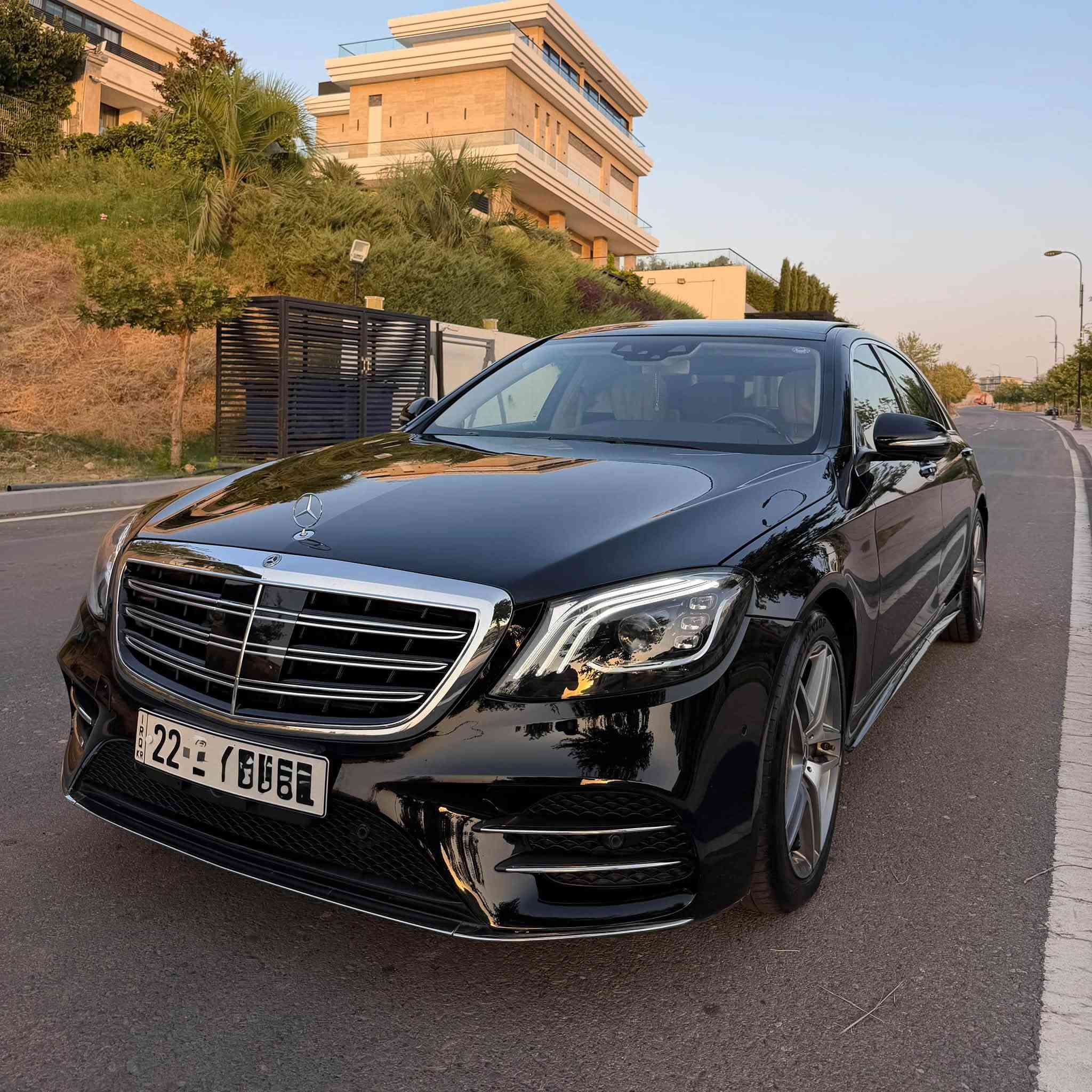 مرسيدس S560 • V8 توين توربو • رقم أربيل