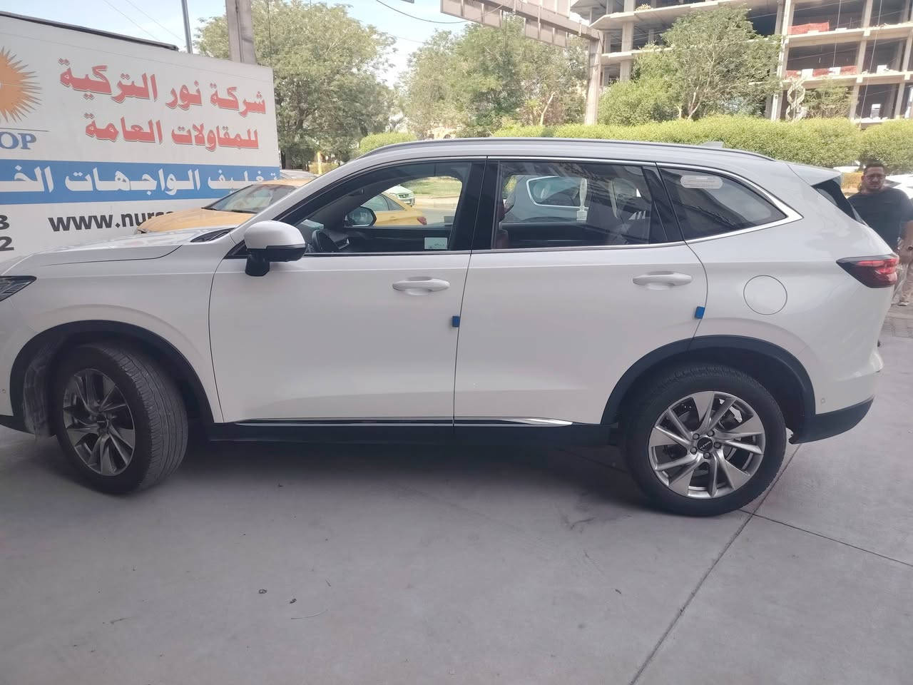 هافال h6 موديل ٢١ رقم بغداد فول مواصفات السعر ١٣٥ سيارة حلوة تفاصيل أكثر اتصال على الرقم *********** واذا اكو مراوس بشكل الجديد اني حاضر
