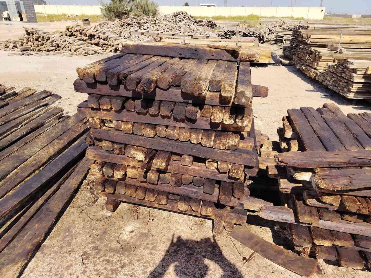 قالب للبيع ١٤مكعب روسي تارس ابو ٢٥ نضيف رقم صاحب القالب ***********
