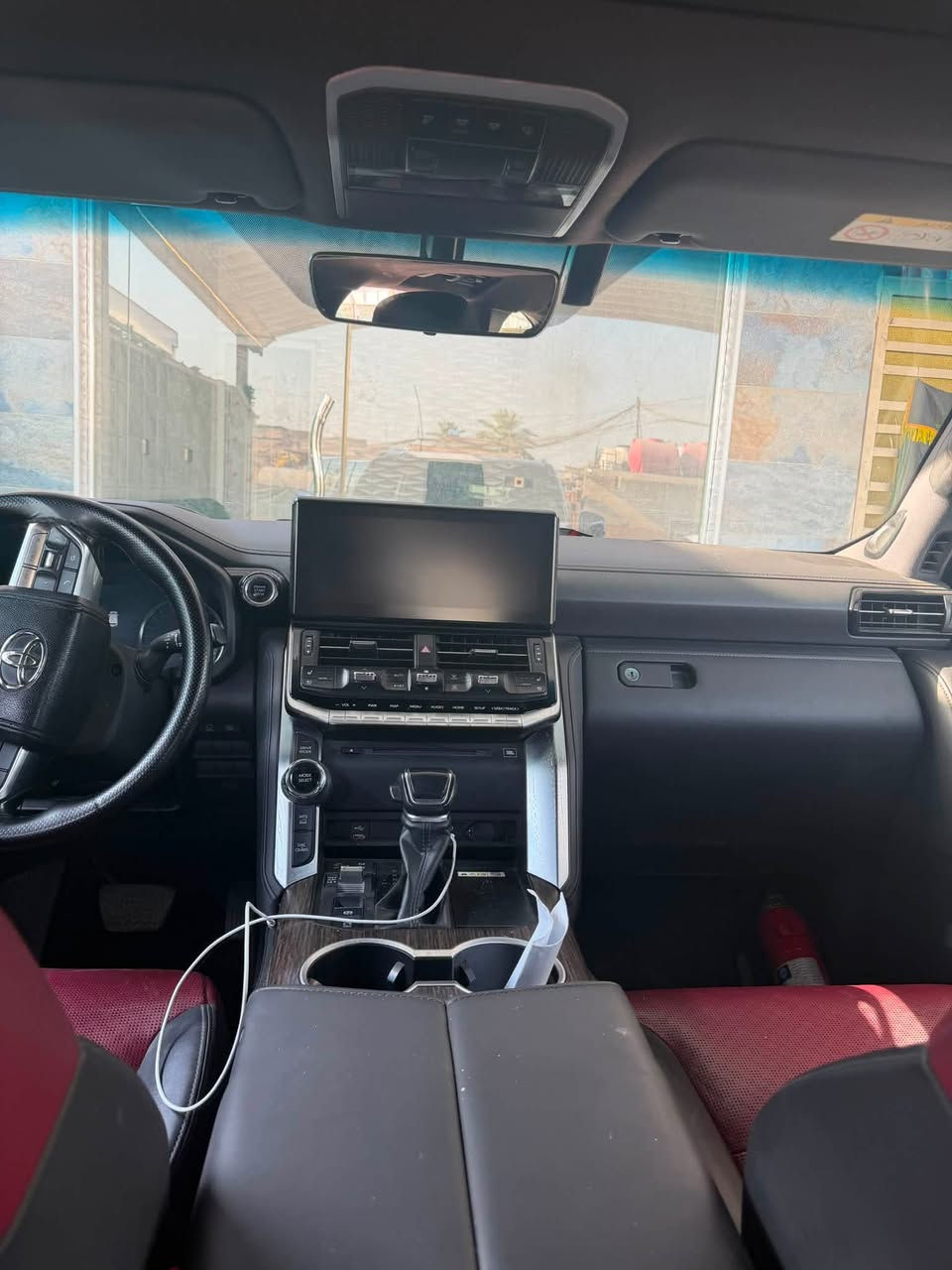 السلام عليكم
لاندكروز vxr 2022 اعلى المواصفات رقم بغداد

ماشيه 76الف المكان بغداد البنوك السونار كما موضح ب صور

السعر 60$

الرقم:***********
