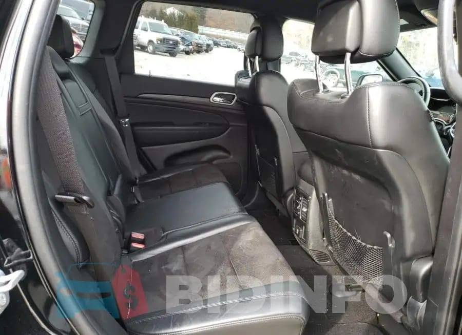 🚗 للبيع: جيب غراند شيروكي موديل 2022 (بلاك توب) ⚡️
​، وارد أمريكي وبحالة ممتازة تماماً!
​📌 المواصفات و
​الموديل: 2022
​الفئة: بلاك توب (Blacktop Edition)
​√ بدون صبغ نهائياً (صبغ شركة)
​المحرك والكير: مكفولة بشرط الفحص (كير ومكينة )
​المواصفات: فول مواصفات / رادار أمان / نظام جكات هيدروليك / بدون بانوراما
​التصميم الداخلي: غرفة سوداء  بحالة الشركة
​الحالة العامة: جاهزية ممتازة، سيارة جديدة بدون بارد 
​📍 المكان: بغداد
📞 للتواصل والاستفسار: [***********]

💬 السعر: [225 ورقة وبيها مجال ] أو للتواصل عبر الخاص
........... 
​#جيب #جيب_شيروكي #سيارات_للبيع #وارد_امريكي #بغداد #سيارات_العراق #بيع_سيارات #Blacktop #Jeep2022

