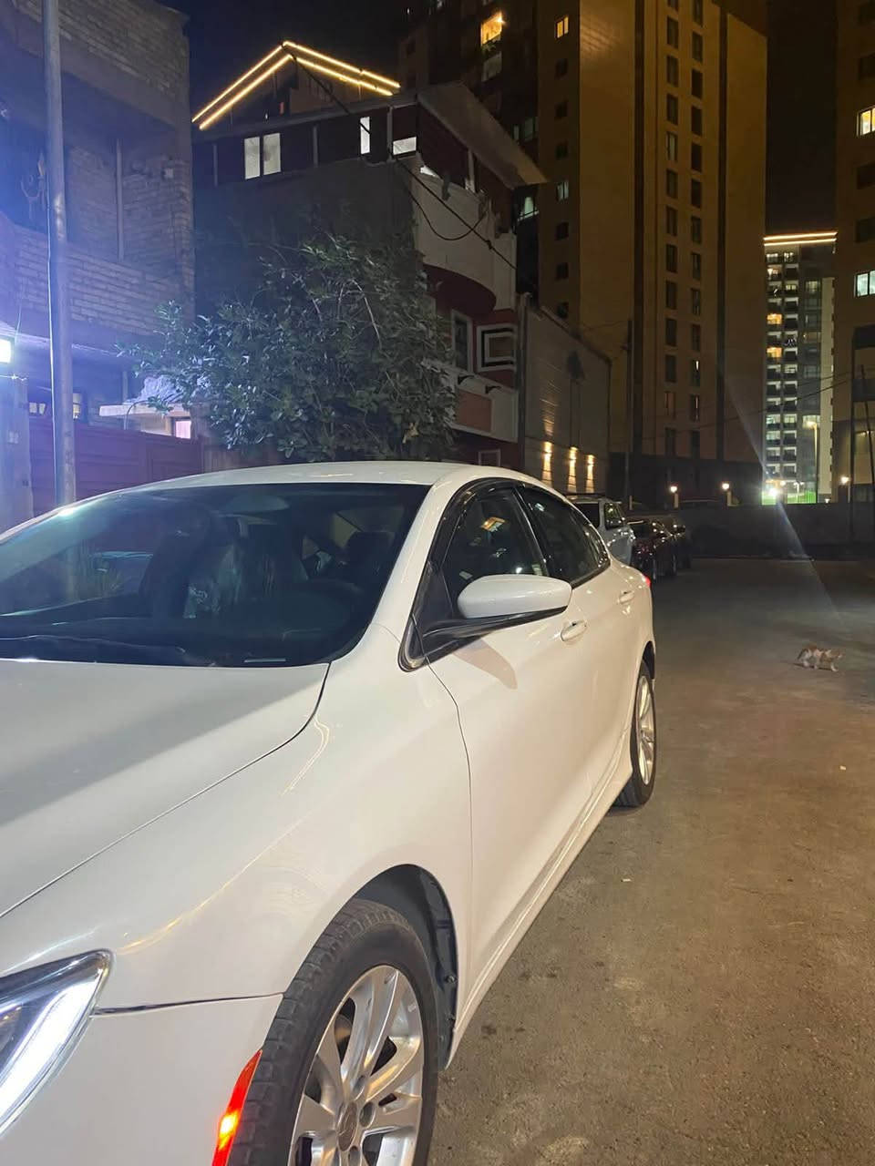 السلام عليكم
سي 200 موديل 16 سيارة حلوه ونظيفه نص مواصفات باسمي تحويل مباشر محرك 2400 كير ماوس  سونر موجود بالصور وبدلت بيها باب السايق والخلفي بواحد جديد اثر طعجه مو حادث محرك شديته جديد بالكارتون  اخذته من سيارة ماشيه 30 الف بس  السيارة جاهزه ومابيها اي نقص التبريد مالتها ثلج  قبل اسبوع بدلت منظومه كاملة مال تبريد جديد الصدر جيد امامي خلفي سيارة جاهزه من كلشي 
السعر 95 وبيها مجال بسيط  
المكان بغداد حي الجهاد 
رقم التلفون
***********
***********  
ابو احمد
