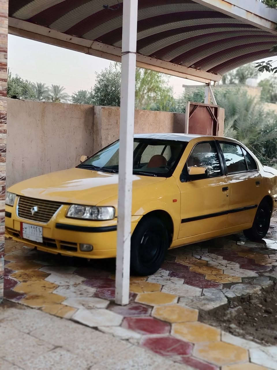 السلام عليكم للبيع سمند ٢٠١١ ناطق محدثه ١٧ رقم بابل سنويه صاقطه بل ٢٠٢٣ عليه هيئه ٨٥٠ وغرامه ٢٠٠ عل مشتري 
مكينه وكير فرنسي بيهه تبريد يشتغل زوج تايرات جدد باتري جديد مابيهه ضربه بس بنيد طاير عل قماره مبدل وملاكطه خياسات
سعر السياره ٢٠ بيهه مجال للعلم ال هيئه والغرامات وراك
رقم ***********
