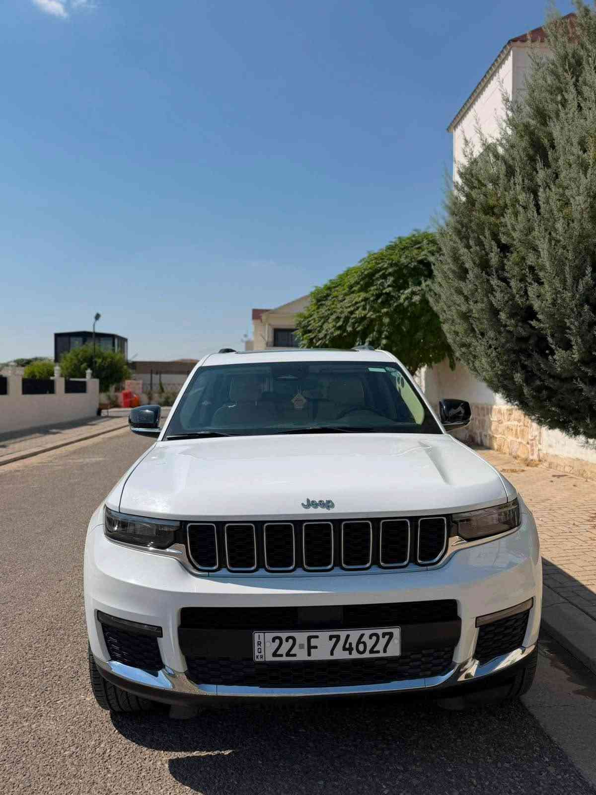 Jeep grand sheroke limited large

جیب لمیتید لارج ٢٠٢٢
شەریکە هارلم
بێ بۆیاغ بێ تەعدیل
٣٨ کم رۆیشتووە
گیر مەکینە بەشەرت
بەس بۆنیتەکەی کەمێک تەزرەی هەیە

واتساب 
***********

جیب لمیتید لارج ٢٠٢٢
شريكة هارلم
بدون صبغ بدون تعديل
٣٨ كم ماشي
شوية عالوب بل بنيت
باقي بشرط

واتساب 
***********
٣٥٠$ بی مجال شقلاوة, أربيل

نص مكتوب في الصور:
- 84 LTE 12:17 إرسال رسالة...