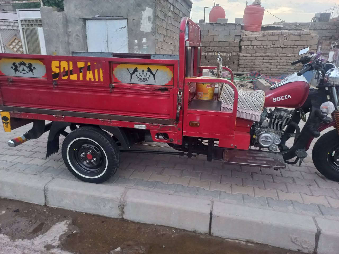 ستوتة • ٢٠١٦ • قابل تفاوض