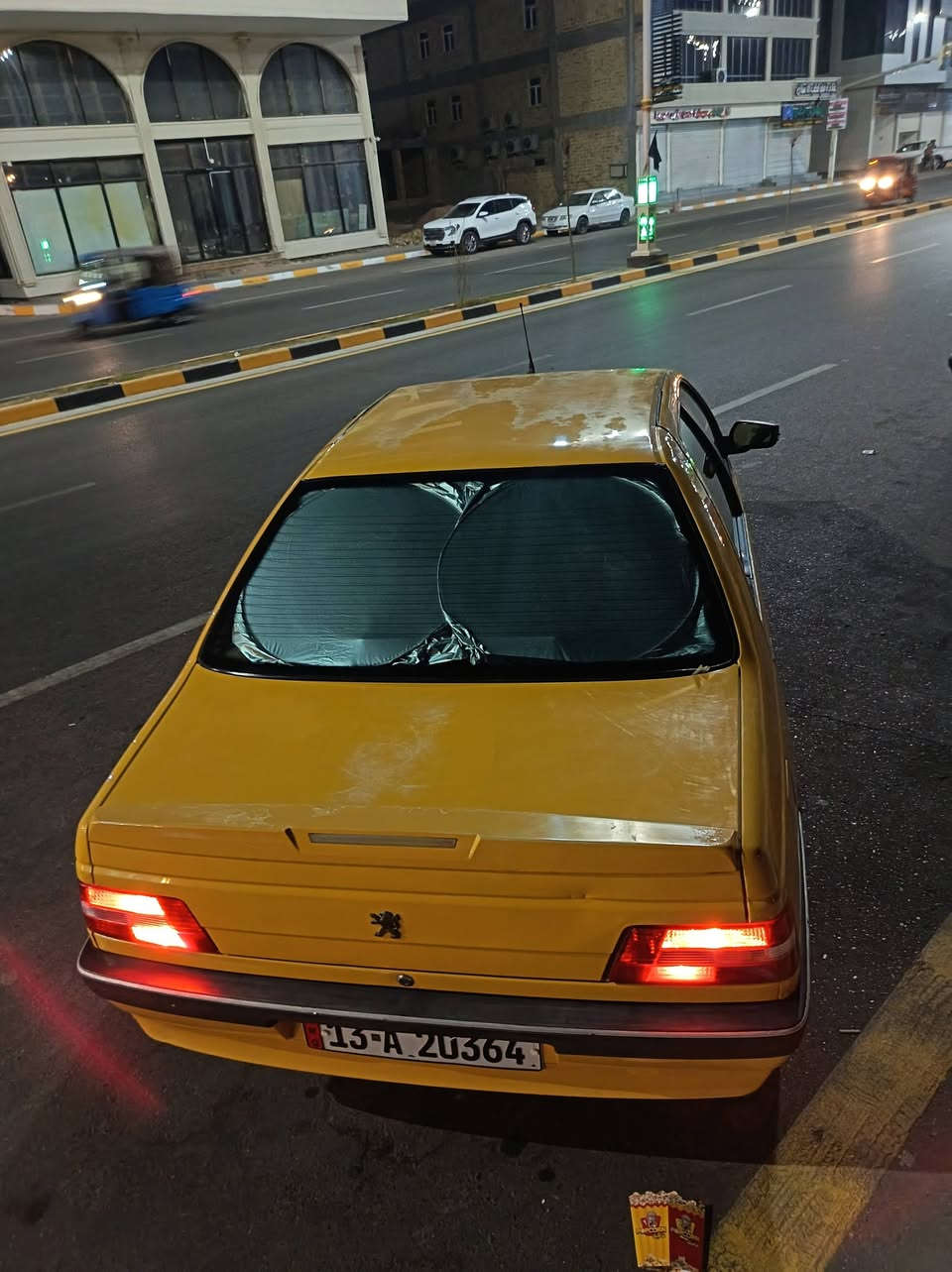 بيجو 405 • بدون حوادث • مكينة مكفولة