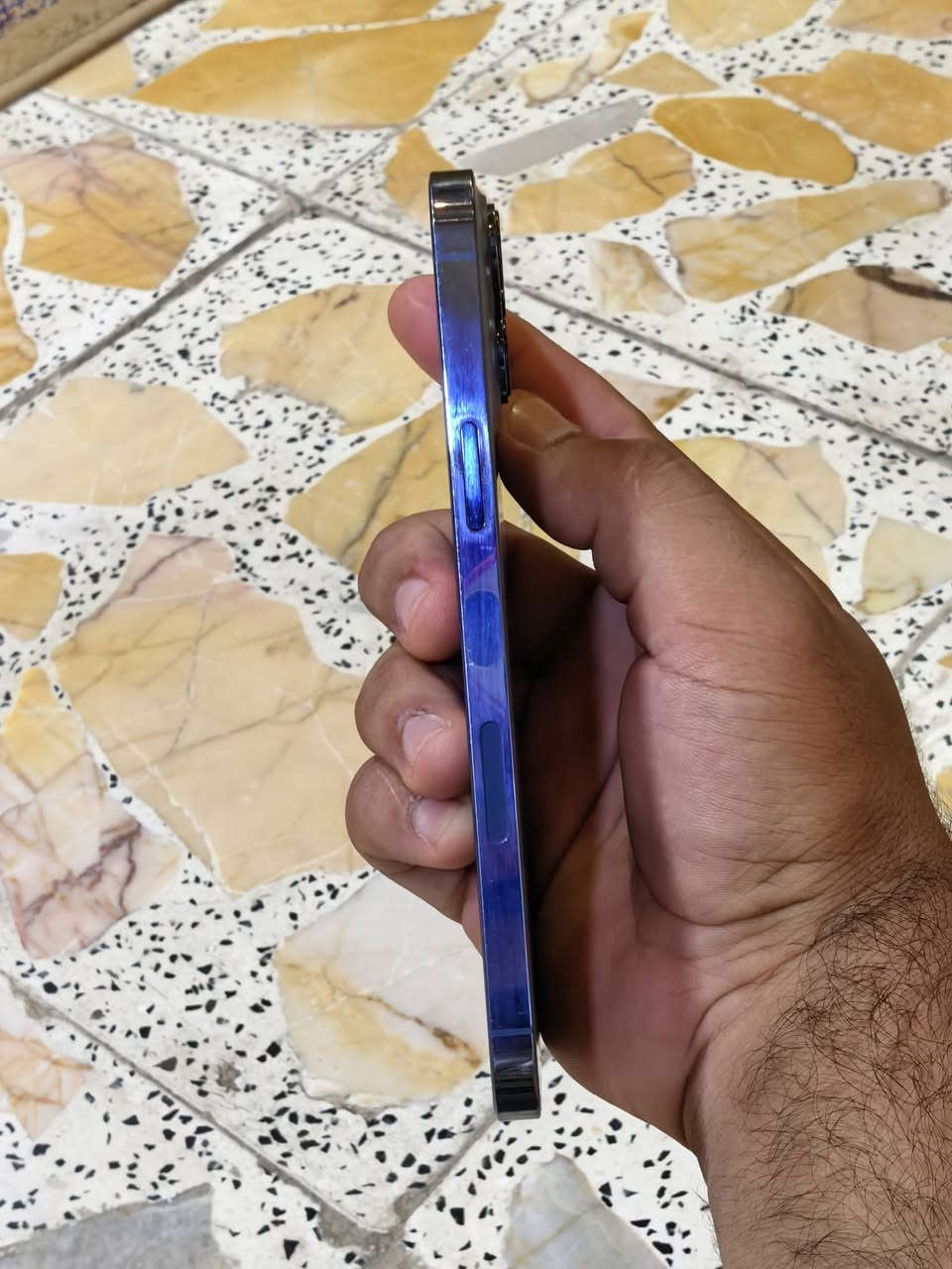 سلام عليكم
13 برو ماكس 

ذ 256

امريكي LLA
 
مبدل شاشه تفصيخ موثقه بعلامه ✔️

فيس ايدي شغال 

جهاز نظافه 100 %

السعر 575 وبي مجال بسيط 

الخاص مفتوح 

المكان بابل قضاء الكفل 

يوجد توصيل جميع المحافظات

نص مكتوب في الصور:
- 18 11:40 الشاشة سجل الإصلاح الجزء الشاشة الحالة مستعملة معرفة المزيد حول إصلاح الشاشة...