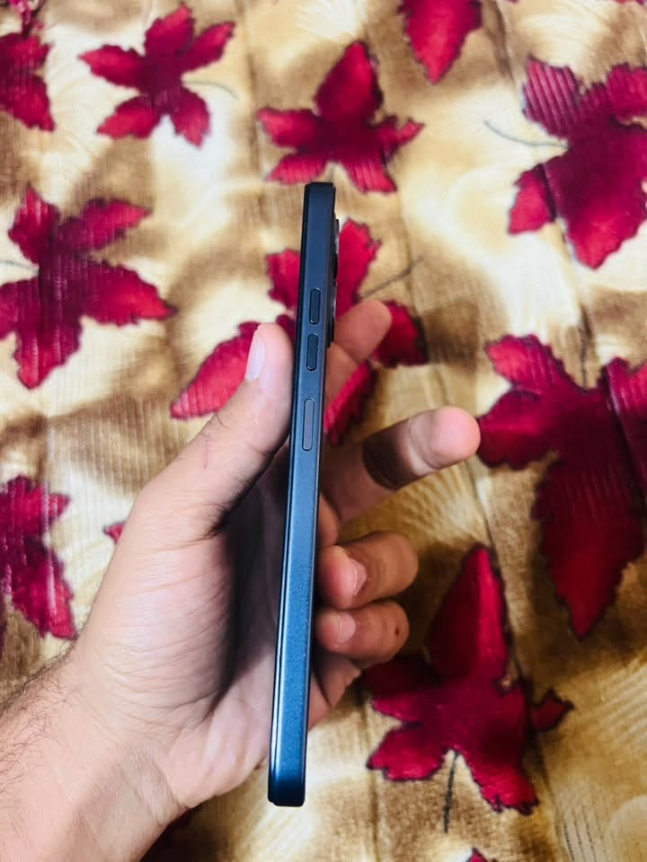 📱 للبيع Tecno Spark Go 2
🔹 الذاكرة: 128GB
🔹 الرام: 6GB تقريباً
🔹 الشاشة: مبدله اصليه 
🔹 البطارية: ممتازة 🔋
🔹 الشحن: 15W ⚡
🔹 النظام: Android 15 Go
🔹 يدعم 4G
🔹 سماعات ستيريو 🔊
🔹 مقاومة غبار ورش ماء IP64
🔹 الجهاز كلشي بي شغال وما بيه مشاكل
🔹 نظافة الجهاز ممتازة

💰 السعر: 120 وبي مجال
📍 الرقم ***********
مراسلة خاص 📩
