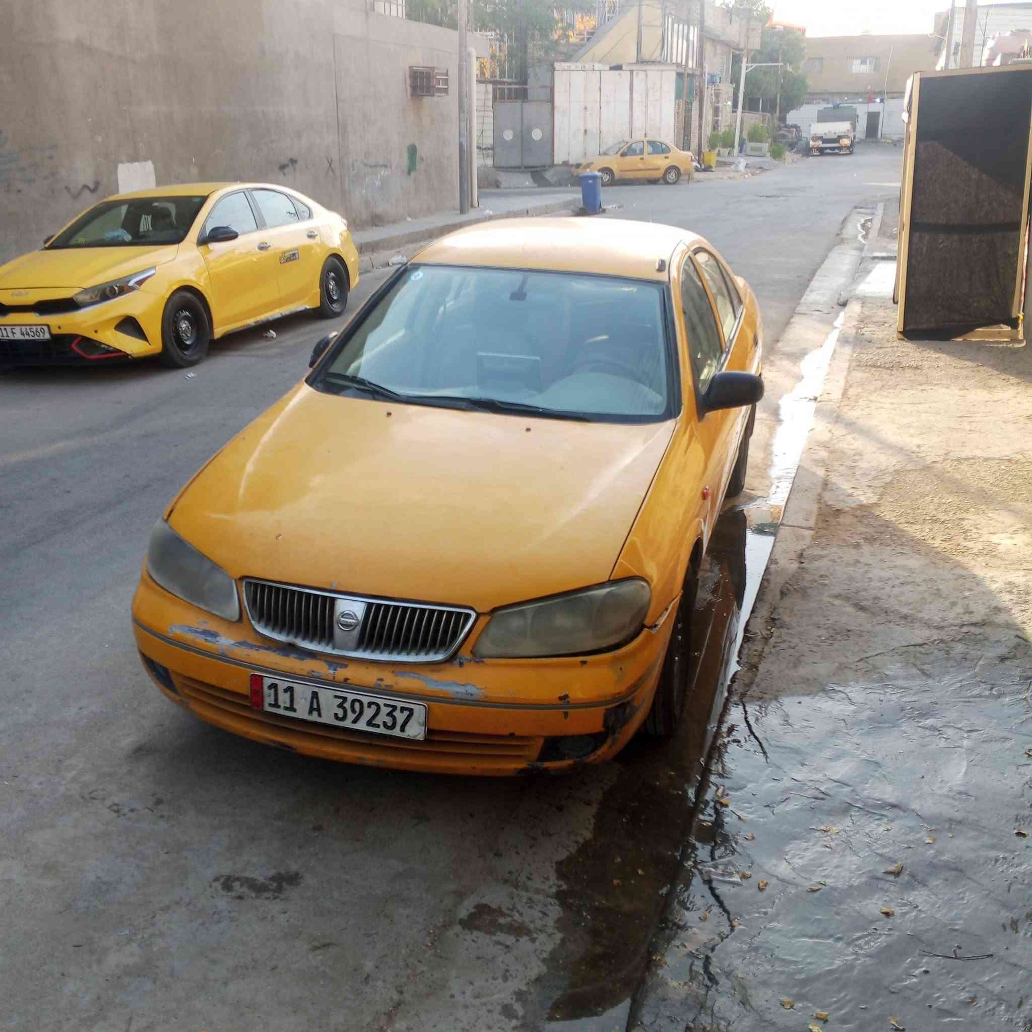 البيع نيسان ياباني مديل 2009 بسمي العنوان بغداد مدينة الصدر الاستفسار عل رقم ***********
