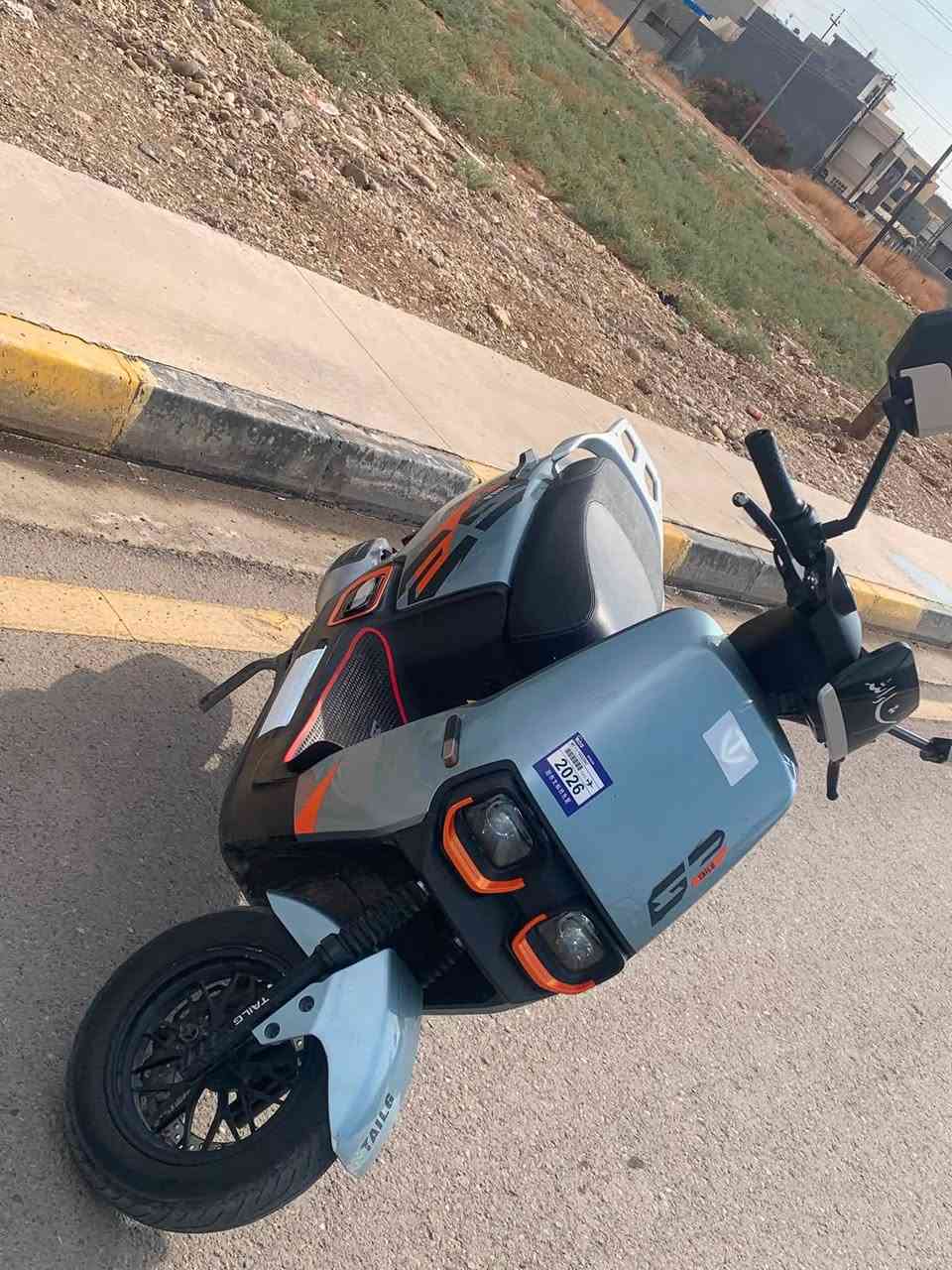 تايلج F52 • ماطور كهربائي • نضيف