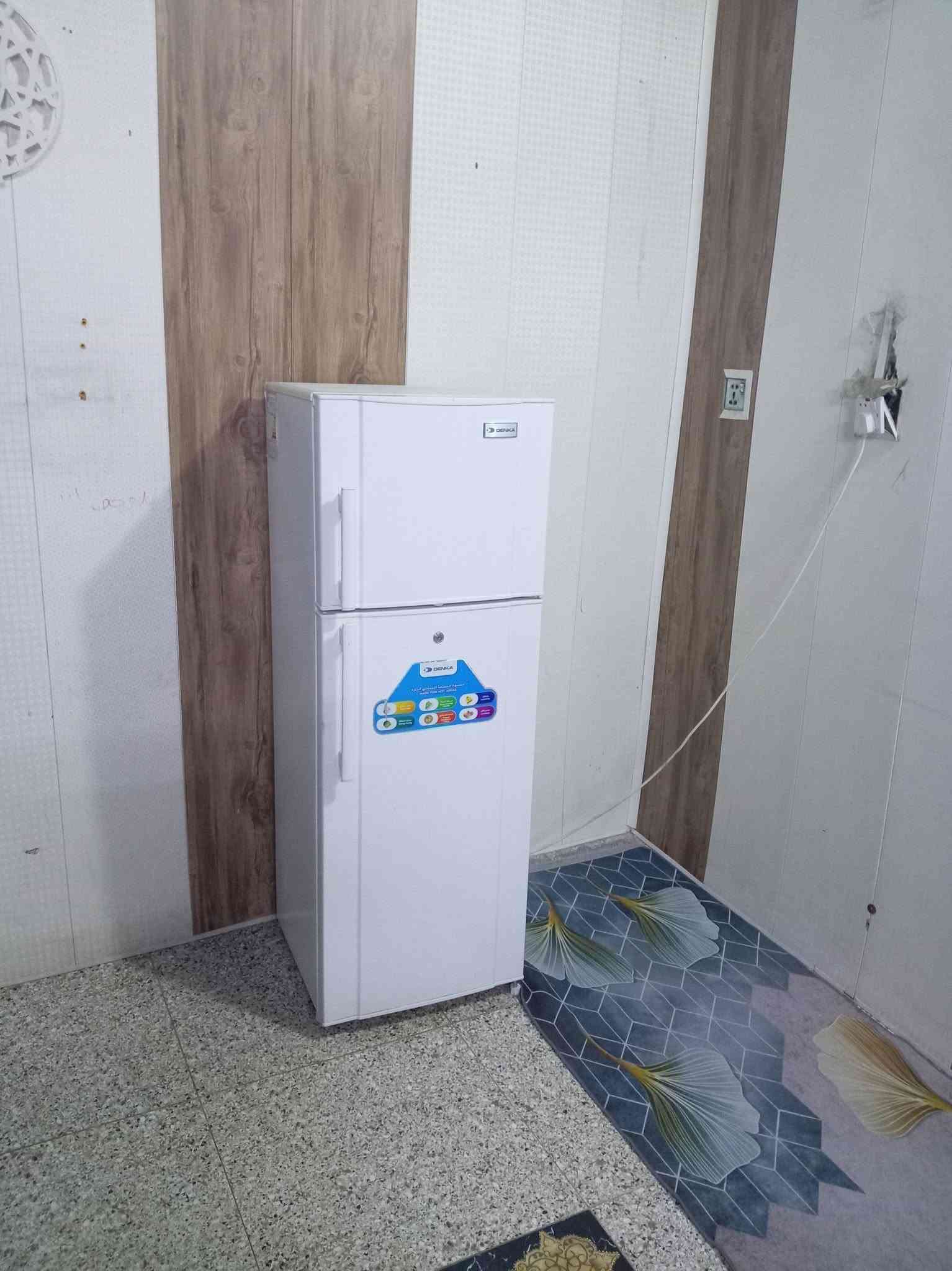 غراض للبيع
بغداد المحمودية 
المكان قرب مستوصف المحمودية مَقابل مستشفى الأسنان الصحي
ثاني محل 
***********
***********
اللهم صل على محمد وال محمد

نص مكتوب في الصور:
- ١٥٠ وبي مجال