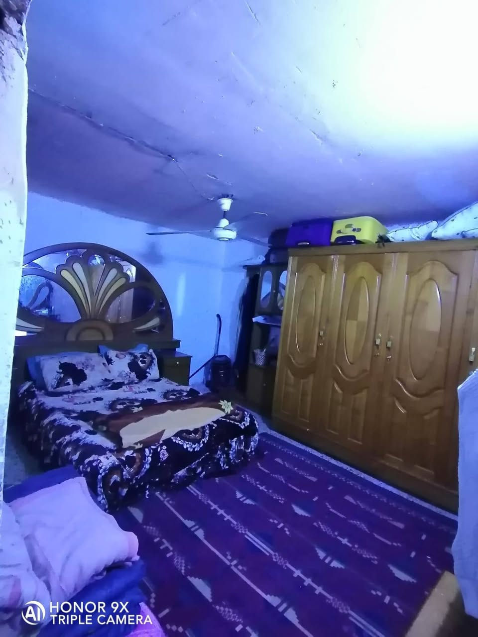 بيت للبيع طابو صرف لمساحة بالطابو 109متر واقع حال 120متر
طابق ونص 
ديوانية وهول و4غرف نوم 
مطبخ 
حمام داخلي صحيات خارجية البناء كونكريت بناء قديم بس نظيف متوفرة كافة الخدمات 
الموقع 5ميل خلف ساحة الصلاة قرب حسينية الحيادر 
السعر 125وبي مجال 
والي مقدم عالمبادرة عادي أبيع مع دفع مقدم وضمانات 
البيت ينباع كامل هو والأثاث استفسار ع رقمي بي واتساب ***********
