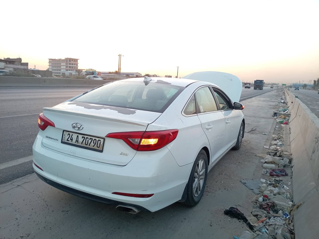 السلام عليكم سوناتا ٢٠١٥ امريكي محرك ٢٠٠٠ تيربو  التيربو واكف بيهه ٣ قطع   رقم دهوك تحويل مباشر  ب٨٠  وبيهه مجال بسيط  صدر جديد تايرات جديد ***********
