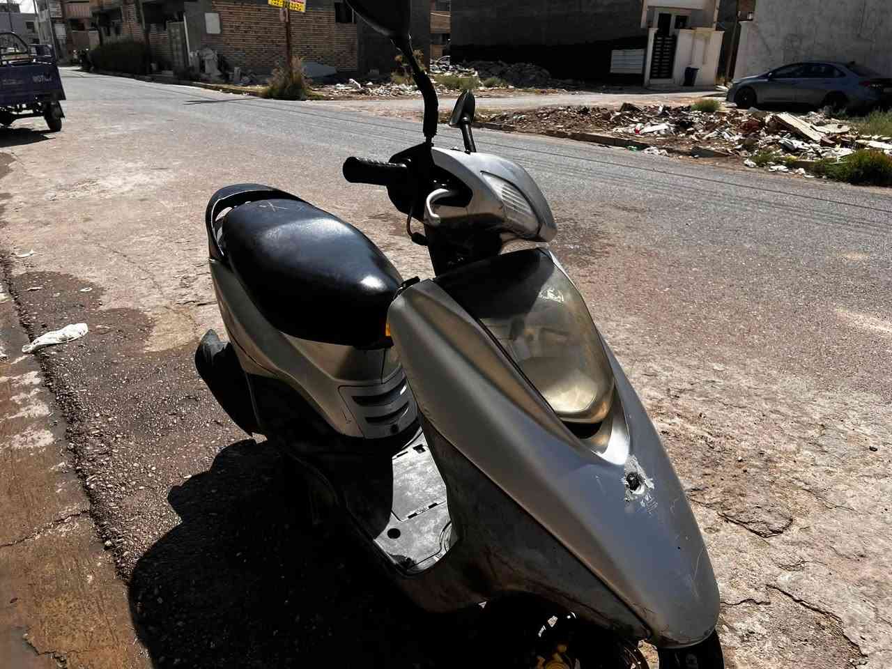 السلام عليكم 🫡 دراجه بريز.     للبيع مكينه مكفوله 🛵نضافه 90بل ميه كهربائيه كلهن شغالات لاستفسار(***********).المكان بغداد .الدوره /البو عيثه🌹
