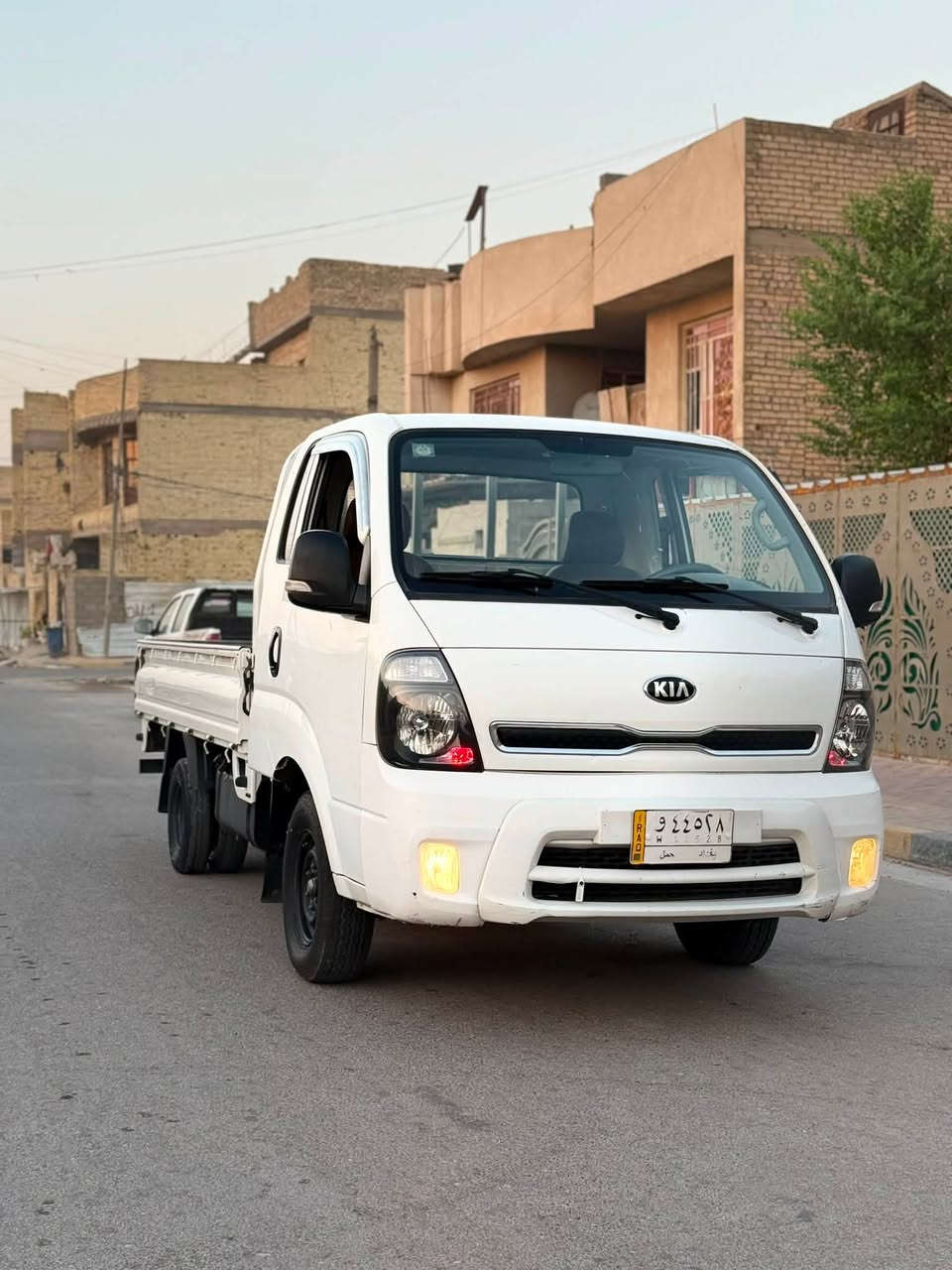 سلام عليكم كيا حمل للبيع 2700 مفتوح مكفوله كفاله عامه سياره 2018 كلش جديده ماشيه 178 حقيقي رقم بغداد بسمي تحويل ثاني يوم لعنون بغداد مدينه صدر  سعر 122 وبيه مجال
***********
