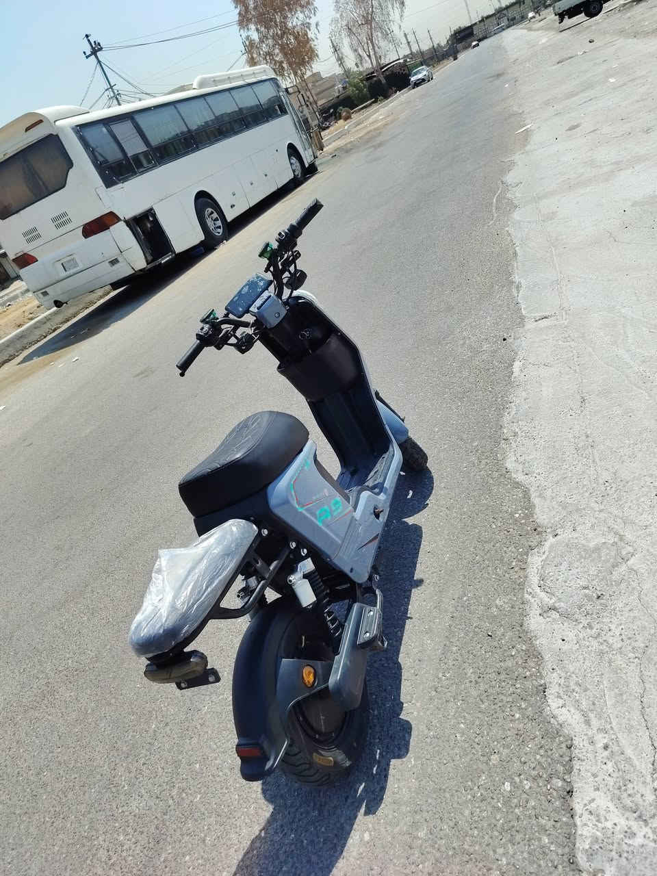 سلام عليكم عدي دراجه شحن ار 9دراجه كامله مكمله بطرياته جدد دبل خمسه لكبار دراجه كامله مكمله جديده لايت هورن شاير يمنه يسره  دبل شاره دبل سماعه عاليات دراجه جديده بيه نضام R بيه نضام تشحن لمبايل  مكاني بغداد بل حبيبيه لسعر 375وبيه مجال لشراي رقم لهاتف ***********
