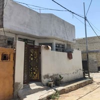 كربلاء شارع بغداد • ١٠٠م • غرفة وصالة