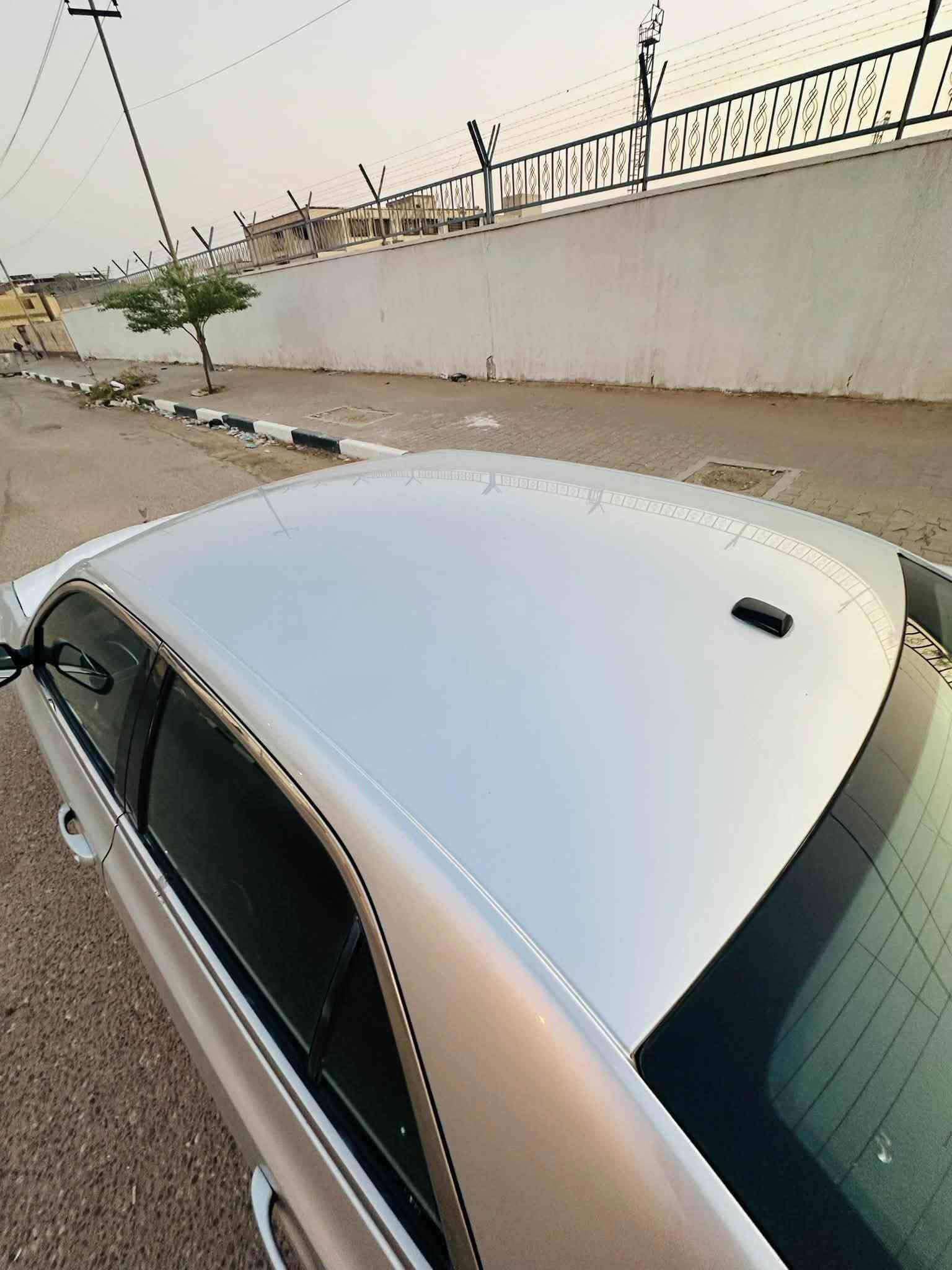 سلام عليكم وبامه للبيع مديل 12 كندي داخل كفاله بلعراق بيه جاملق وشويه من البنيد  مكان سياره البصره القرنه سعر 147وبيه مجال  *********** وناشر مقطع فيديو للتوضيح
