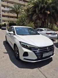 شانجان ايدو بلص 2023  ماشية 87 الف كيلو  صيانه داخل الشركة والسيارة بع...