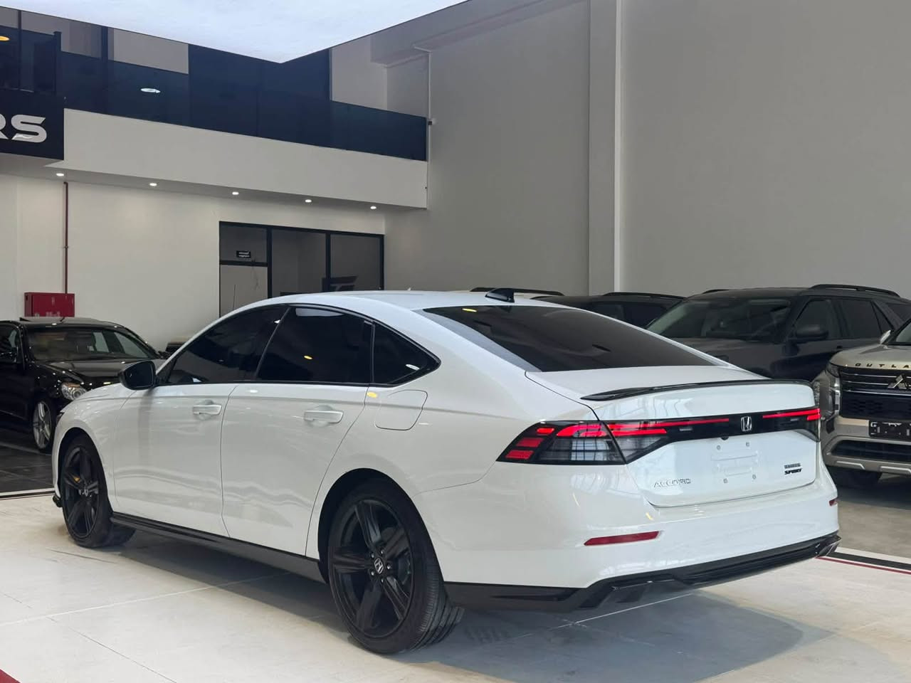 أكورد Sport-L • ٢٠٢٥ • ٦٥٠ ميل