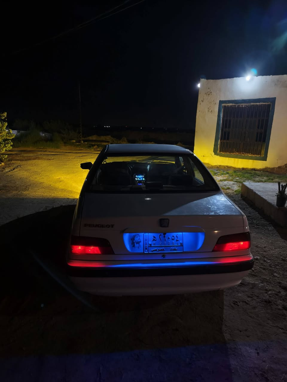 بارص مديل 22 ماشيه 108 الف
بيع فقط مكينه وكير كفاله حداده اماميه تحتاج صيانه 

كفاله ما عده باب خلف العبري بي بارد بسيط باقي كفاله من صبغ وتبديل وضربه بل 27 تصير حره منضومه غاز بيهه جهازه وشغاله تبريد ثلاجه 

مكانهه نجف سعر 63 مجال بسيط
***********
