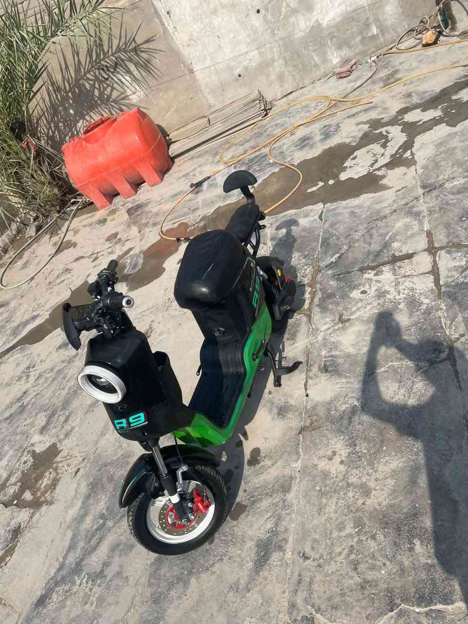 R9 • موديل 26 • بطاريات كبار