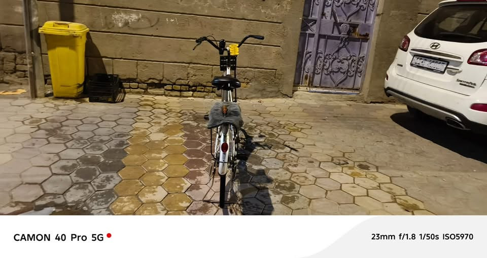 السلام عليكم بايسكل ياباني بناتي حجم 26 لون رصاصي جديد كلش حاويه للبيع سعر 120 وبي مجال حك الجيه واتساب ***********

نص مكتوب في الصور:
- CAMON 40 Pro 5G 34mm f/1.8 1/25s ISO2046
- CAMON 40 Pro 5G 23mm f/1.8 1/25s ISO1838
- CAMON 40 Pro 5G
- 23mm f/1.8 1/50s ISO5970
- CAMON 40 Pro 5G 23mm f/1.8 1/50s ISO3955