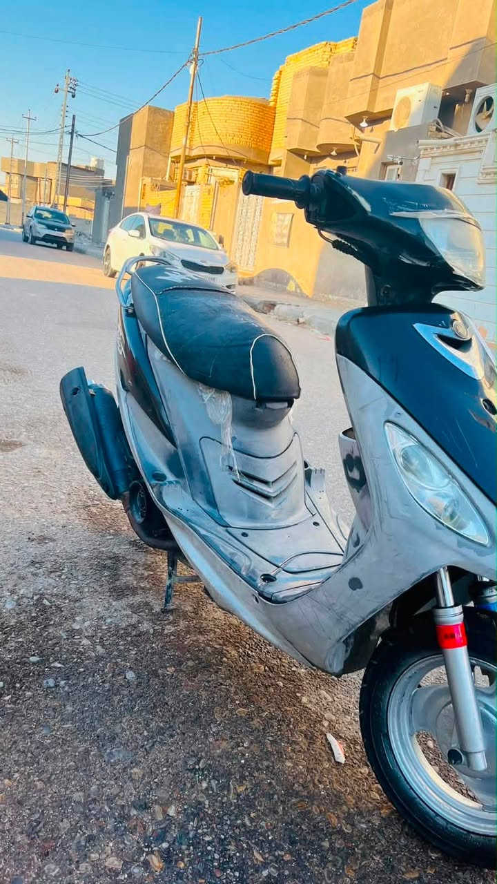 سلام عليكم ماكس منغولي نضيفه مامفتوحه كهربائيات كلها شغاله دراجه ختم واحد من طول لطول ماناقصه شي مكينه خرسه شلعه ومعدل طيران دراجه هندر السلف مالته عوزه دشلي فقط الجاملغ الأمامي موجود سعرها 650 وبيه مجال للطيبين..🫶🏻

***********رقمي للتواصل أو خاص
