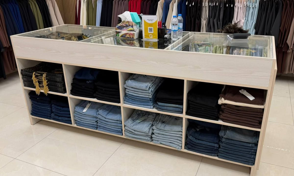 ميز البيع ***********
