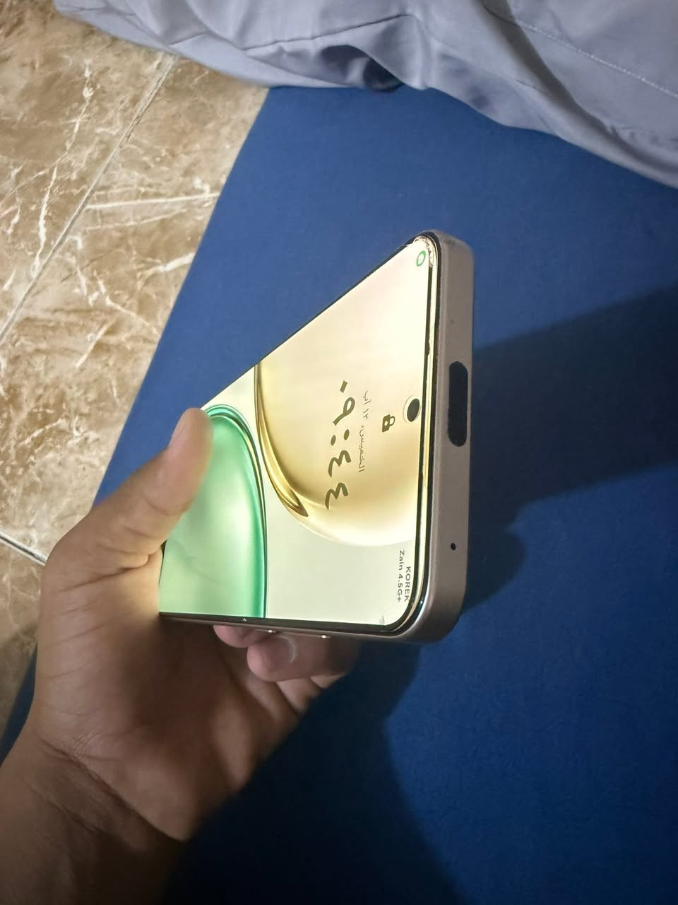 هونر HONOR X9d
نظيف كلشي مآبي 
فقط طخه بل شاصي 
السعر  450 قفل
كامل موجود كارتون وشاحنته اصليه شرط كامل 
***********
