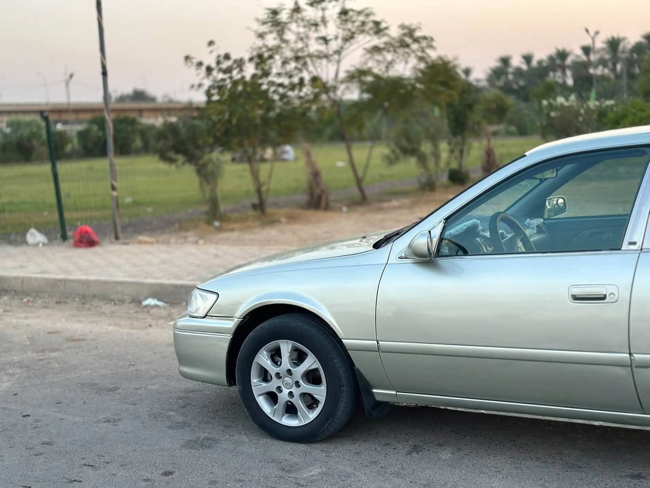 السلام عليكم
كامري 2000 رقم بغداد دولي 

وارد امريكي بدون حادث فقط مصبوغه أثر جراد 

محرك 2200 ابو الكف المرغوب گير تبريد خير من الله 

الرقم ***********

#مكلف_بالنشر
