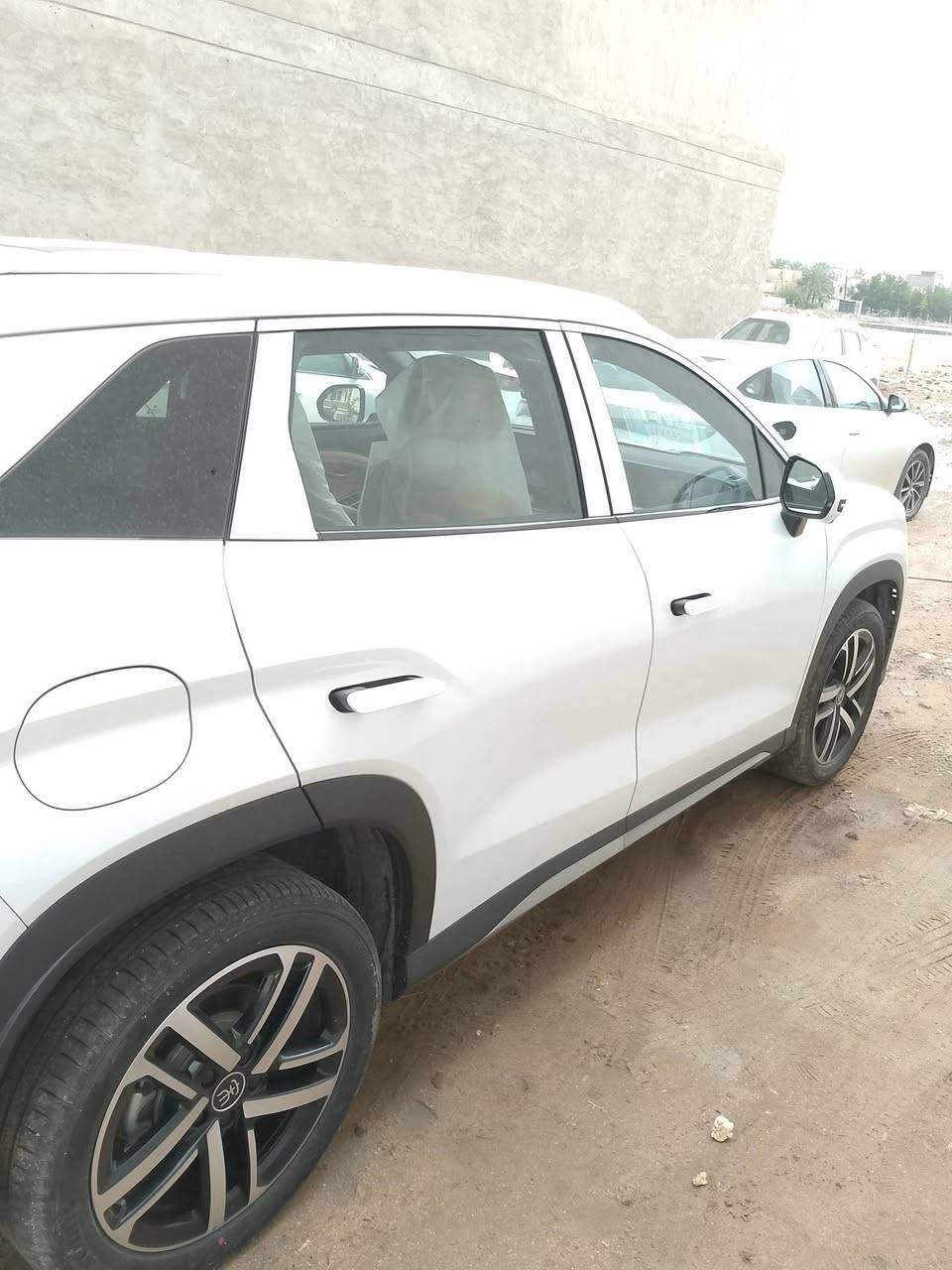 -يتوفر زجاج السيارت الحديث والقديم
-بأسعار جيده تبديل الزجاج الامامي الكافه انواع السيارات 
-تبديل الزجاج المضلل البيبان والخلفيه 
-ازاله التضليل من الزجاج الامامي والابوب
-تنضيف مكان الزجاج بعد ازالته  
-ويتوفر زجاج اصلي الكافه انوع السيارات 
-ويتوفر زجاج درجة اولى مع ضمان جوده العمل والزجاجه -فتره الضمان 3️⃣سنوات 
مع احسن انوع السلكون 
-يتوفر جميع انواع السلايتات لجميع انواع السيارات
-ويتوفر زجاج درجه ثانيه ضمان فقط جوده العمل وليس -الزجاجه 
-وكل هاذه عدنه شد موقعي داخل بغداد فقط ضايج من -الزدحام ماعندك مجال تجي احنى نجيك بكل مكان ابغداد 
-وتشوف الشغل اذا ميعجبك ربع متنطي والجامه هديه من -عدنه الك 
-موقعنا شارع شيخ عمر قرب مقبره الغزالي 
-للاستفسار اكثر اتصل بنا او مراسله ع واتس اب***********ابوفهد
