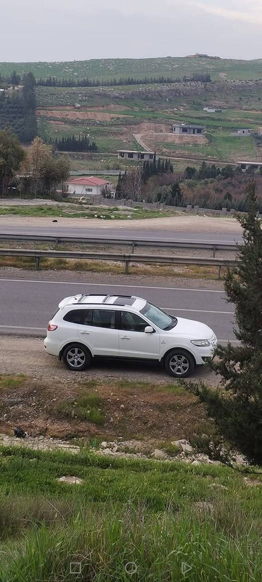 سنتافيا ٢٠٠٦ خليجي  ٧راكب رقم بغداد انكليزي بسمي مكينه ٦ ٢٧٠٠ ٣ قطع تبريد فتحه تبريد ثلج منظومه غاز مكفوله من ضربه بيه مكانات صبغ اثر شخوط مكان سيارة كربلاء   اتصل على الرقم مكلف بل نشر ***********
