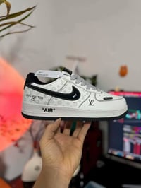 جملة فقط 📢 المظهر الأنيق يبدأ من الحذاء الصحيح! 👟✨ ​إذا كنت تبحث عن ال...