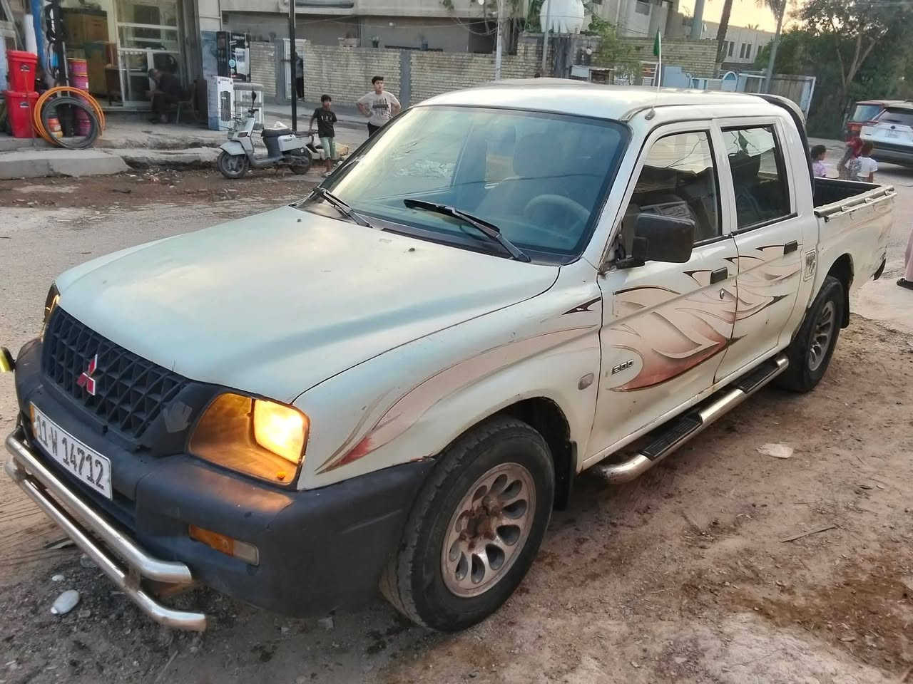 مسيبوشي موديل 2002 ،رقم بغداد دوالي ، سنويه ال 31
محرك وانجي ، كير وتماتيك كير اكسن محرك شاصي مكفوال
السعر 50 $ بيها مجال    *********** غير متواجد على النت مكاني بغداد
