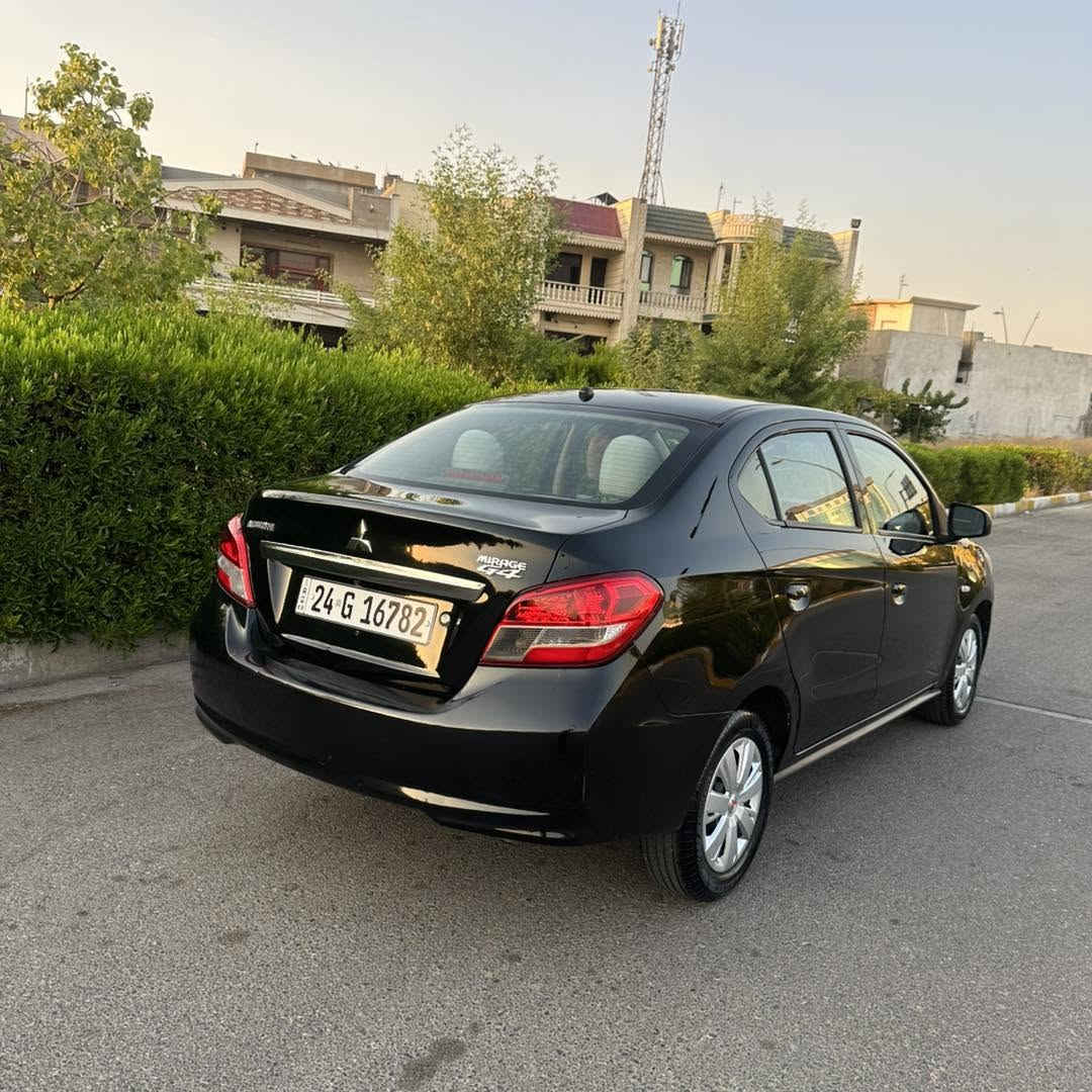 میراج ٢٠١٩
کلین تایتل بێ بۆیاغ 
 سەیارەیەکی تا بڵێی پاک و خاوێنە 
تێبینی چەند دنکێک تەزرەی خەفیفی هەیە 
جەمپێکی خەفیفی پێشی هەیە 
گێر مەکینە تەبرید بەناوکردن بەشەرت

نرخ داوا بکە لە کۆمێنت راستەوخۆ پێت دەگات 
ژمارەی خاوەنی ***********
