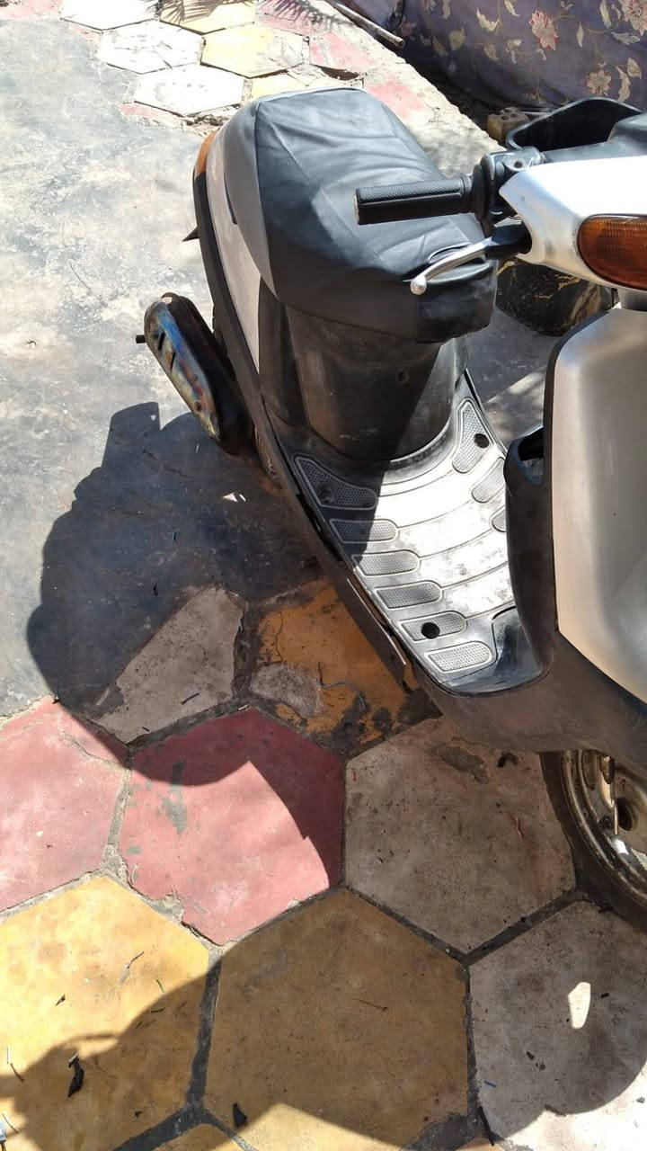 سلام عليكم للبيع دراجه بطه شغاله كامله.هندر واحد كهربائيات كله شغاله مكينه ناعمه شاصي نضيف سعر ب120 وبيه مجال مكاني بكربلاء الواتساب *********** ***********
