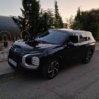 اوتلاندر SE • مواصفات امريكي • بانوراما