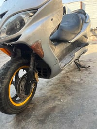 فورزه ٠٩ • كهربائيات • لايت زنون