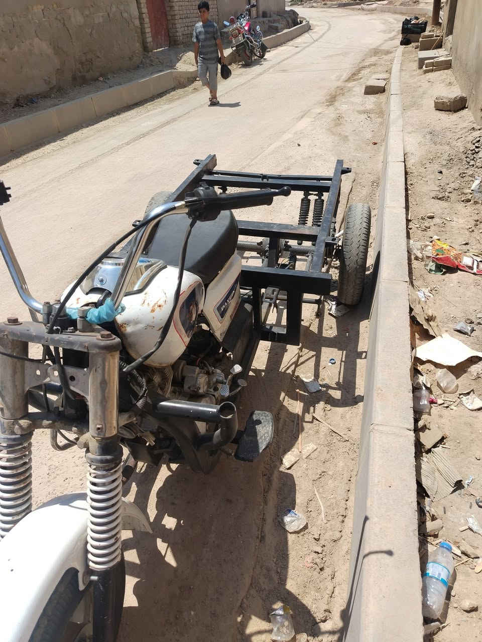 سلام عليكم ستوته البيع مو يل ١٤ سعر ٦٥٠ بيه مجال *********** كلك كلك
