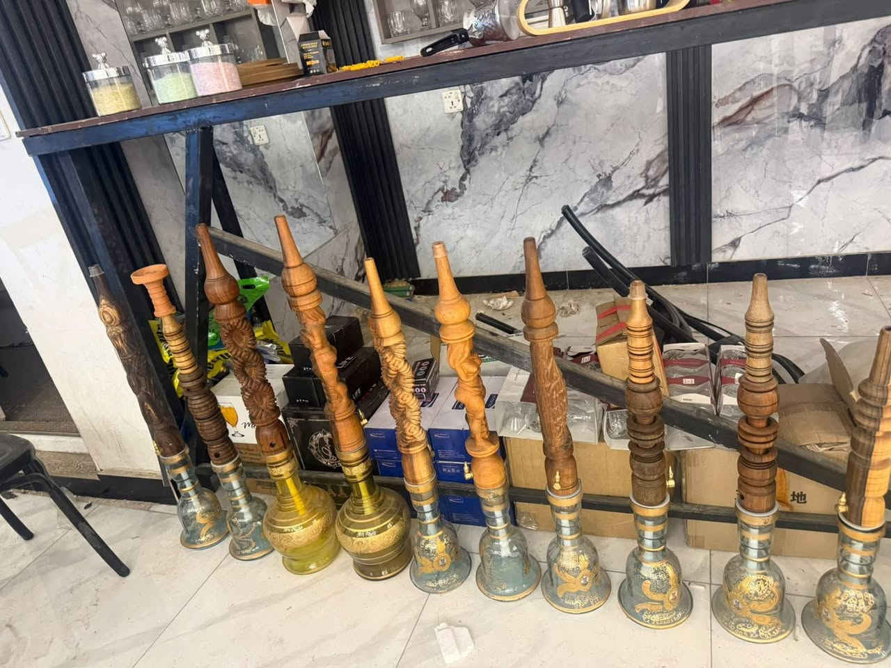 سلام عليكم عندي عارضه براد مع كونفيره عدد 2مع ميز مكتبي مع كرسي دوار مع ميز بارستا حديد مع تلفزيون حجم 50بالكارتونه مع اراگيل غير مستخدم للبيع ***********
