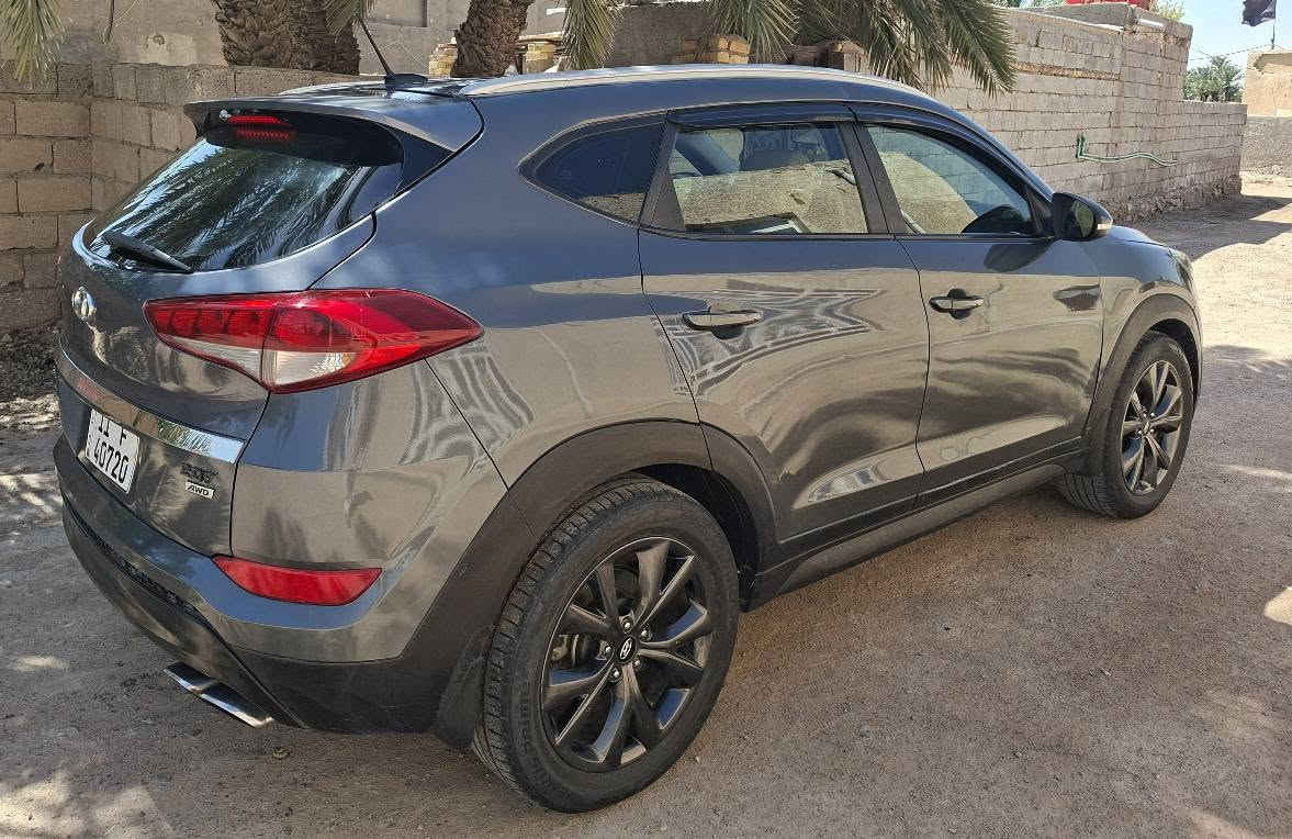 توسان امريكي ٢٠١٦ بيها ٣ قطع تصليح وصبغ محرك ٢٠٠٠ تيربو فورويل رقم بغداد باسمي مكانها السماوة الوركاء سعرها ١١٠ ترهم مراوس 
*********** حمزة, القادسية
