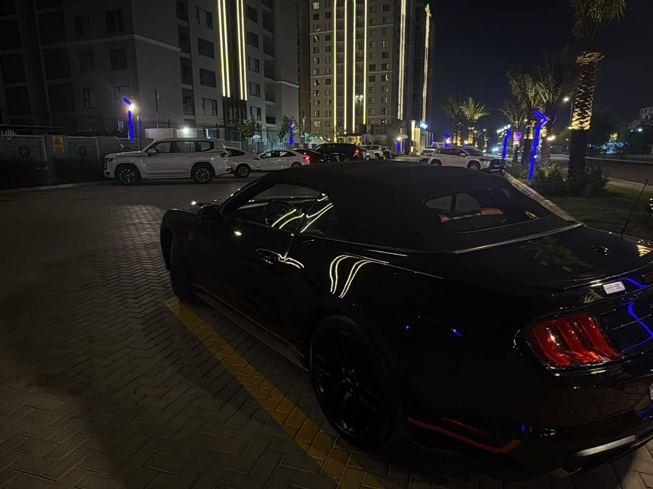 السلام عليكم
فورد موستنك2019ايكو بوست
محرك 2400ccتوين تيربو
سياره فول مواصفات 
سقف كشف
7وضعيات قياده
3وضعيات ستيرن
كشنات تدفئه تبريد جلد
خزن ميموري كشنات
دشبول 7الوان
تحديد مسار
مثبت سرعه
رقم انكليزي جديد بأسمي
حادثها جاملغ فقط بدون دواخل
السعر (150)وبيها مجال
للاستفسار ***********
