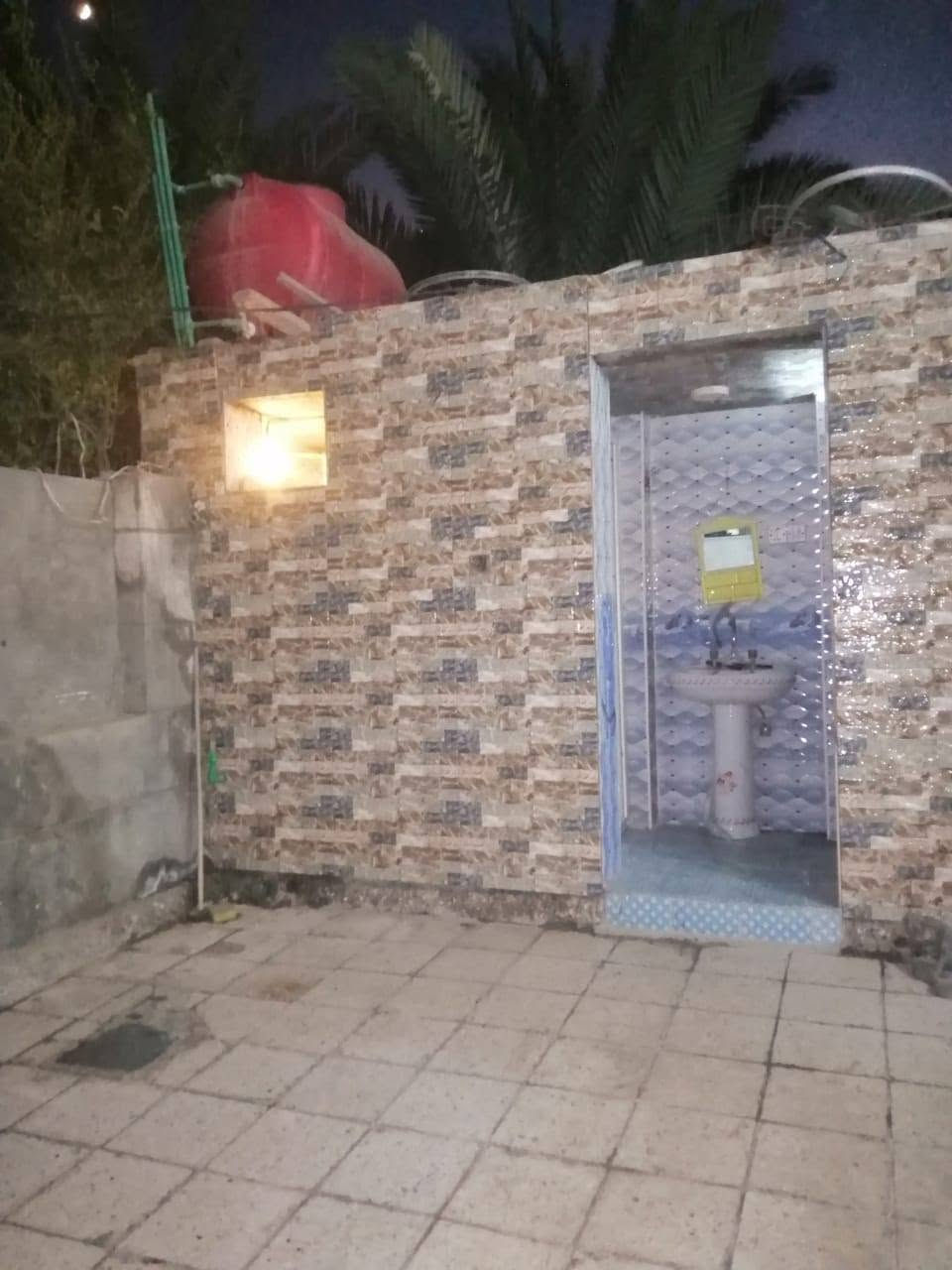السلام عليكم بيت البيع
المساحه 600 م
العنوان شارع معمل الغاز قرب معمل زاهي الوزان
الطابق لأول
١.غرفتين
٢.وصاله
٣.براني
٤ مطبخ حار وبارد
٥. حمامات داخل وخارج
٦.طارمه أماميه وخلفيه
الطابق الثاني
١.غرفتين
٢.وصاله
٣.حمامات
السعر ع الخاص 
الاستفسار على الرقم 

***********

