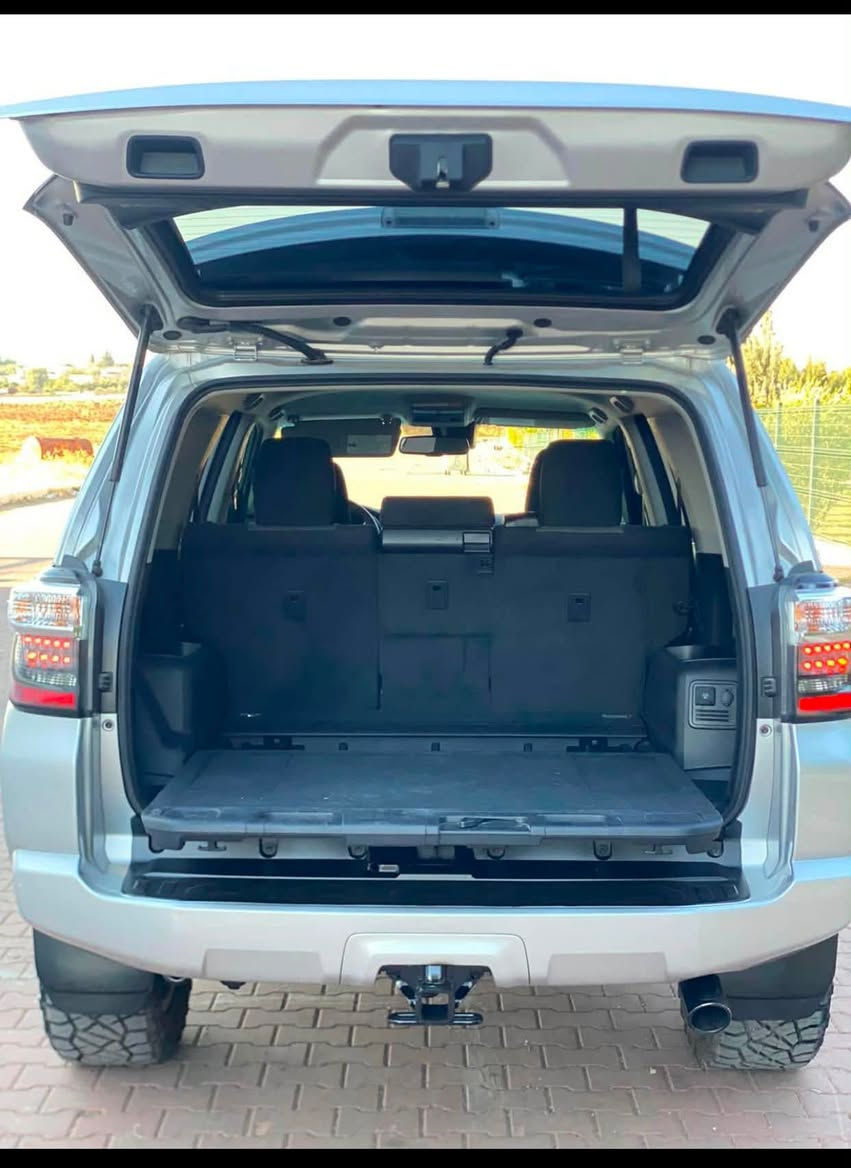Model2024 /4RUNNER ToYoTA
-تويوتا4رنر
محرك6سلندر /4000cc V6
-سياره بدون صبغ ماشيه 23500الف كم اخت الزيزو
-فئةXP
-مواصفات 
-بصمه
-تو ويل (4*2)
-شاشه كبيره 
-كامره دوار
-كامره خلفيه 
-داخل اسود ملكي 
-كشن أمامي كهربائي
-كشن مغمر
-تحديد سرعه
-حجم التايرات20بلادي جبلي -ويل بلادي اسود 
-دوسات بلادي TRDاصلي 
-صدوق خلقي جرار
-السياره مغلفه كامل PPf
-مكان السياره بغداد الشعب 
-السعر (30000)
-الرقم (***********ا)السياره باسمي يعني ثاني يوم تحويل
