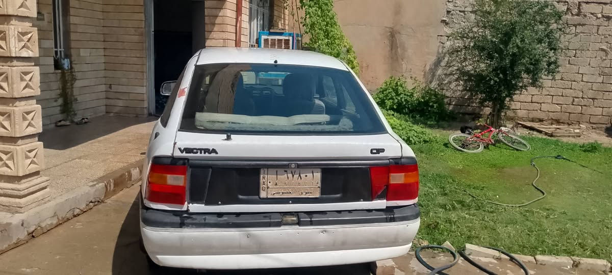 سلام عليكم هذا فكترا موديل 1991 حجم 18 فقط سقف مبدله سعرها 26 رقم ***********
