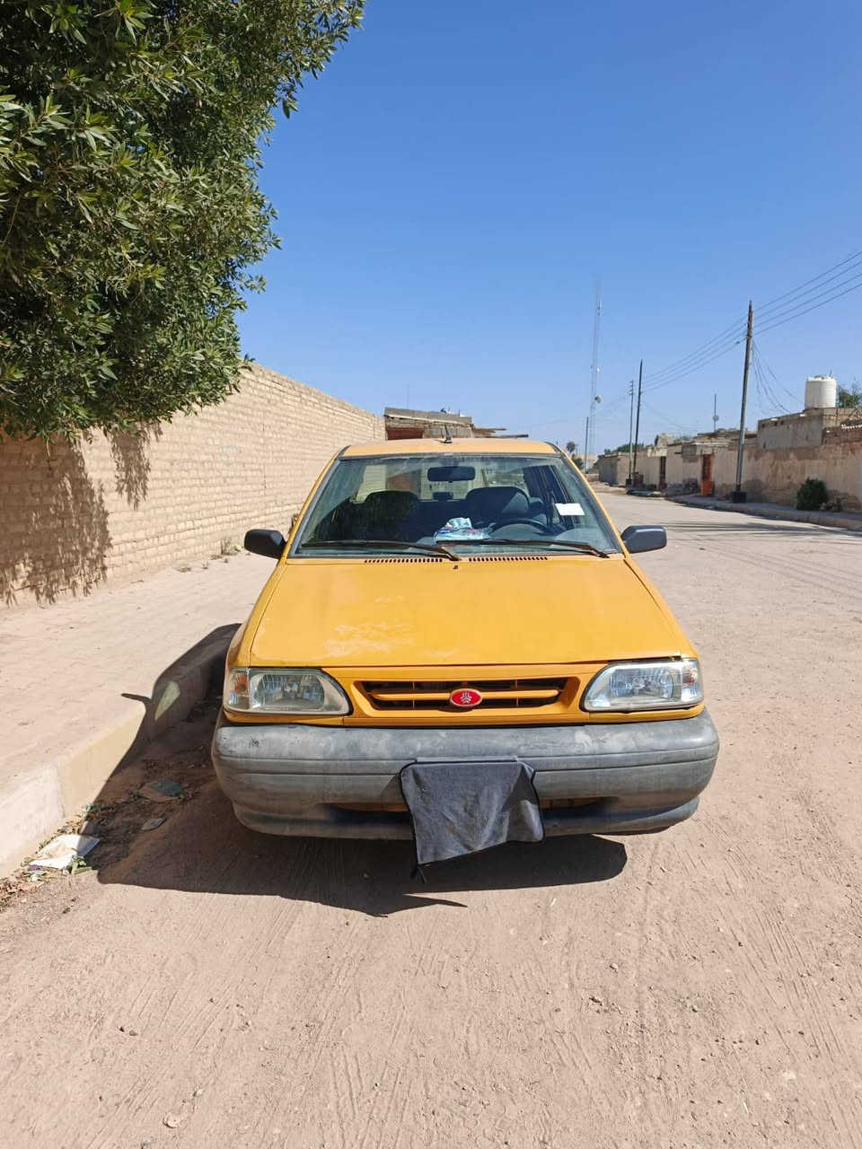 السلام عليكم سايبه للبيع موديل 12 سنويه 27 يلا تنتهي السياره نظيفه السعر 19خابرني تدلل (***********)
